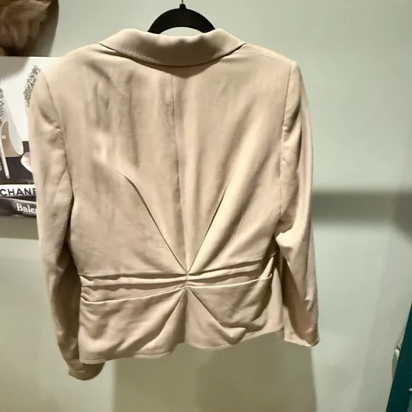 Escada Linen Cream Pleat back Blazer/Jacket Size 44/XL MSRP $325 - Picture 10 of 15